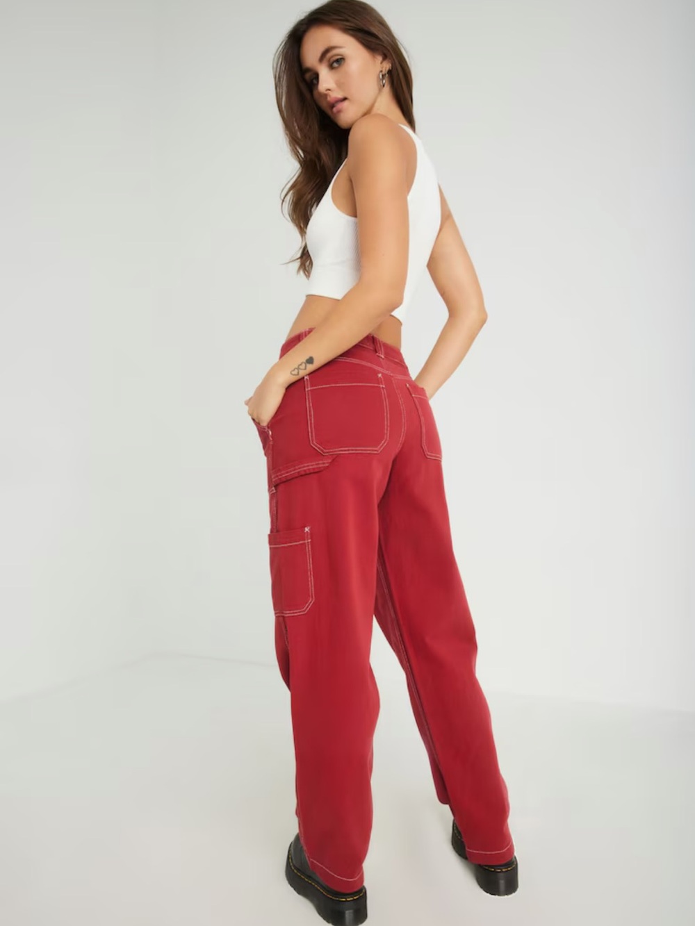 GARAGE | Dani Carpenter Pants In Crimson red - Picture 1 of 11